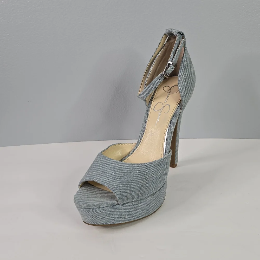 NWOT Jessica Simpson Beeya Light Denim Platform Sandals